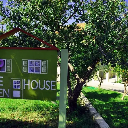 Stylish - Green House דירה *